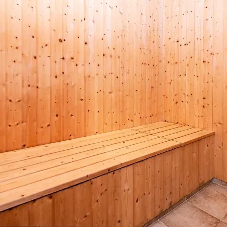 4 Star Holiday In Hemmet